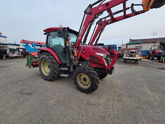 Yanmar Tractor YT470 (70hp) 앞좌측면