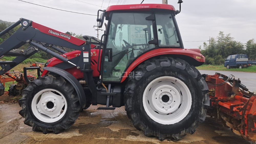 TYM 트랙터 T1003 (100마력) 뒤우측면