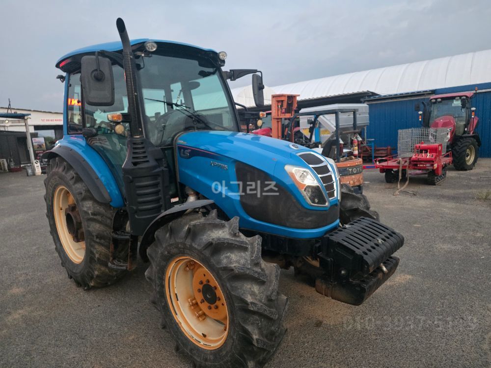 LS Tractor XP7115 (117hp) 뒤우측면