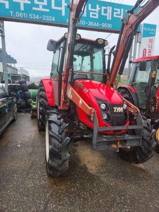 TYM Tractor TX803 (80hp) 앞좌측면
