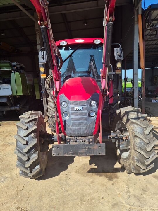 TYM 트랙터 T1003 (100마력) 앞좌측면
