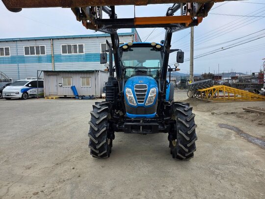 LS Tractor XP7102 (102hp) 앞좌측면