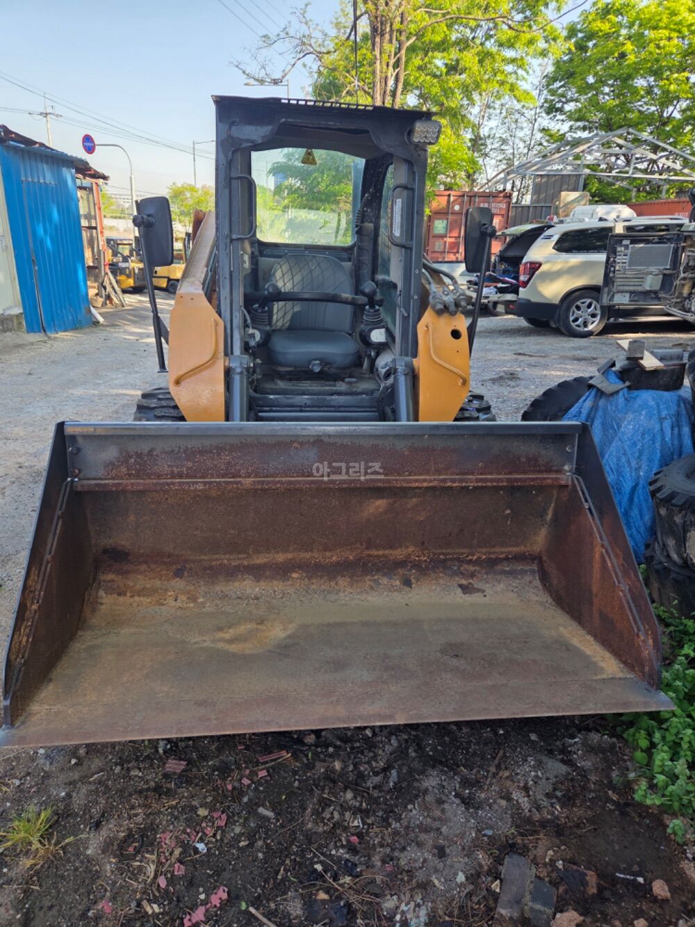  Skid steer loader 케이스SR175  뒤우측면
