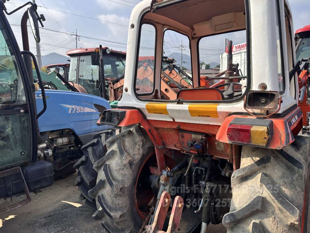 Daedong Tractor L3503 (35hp) 운전석