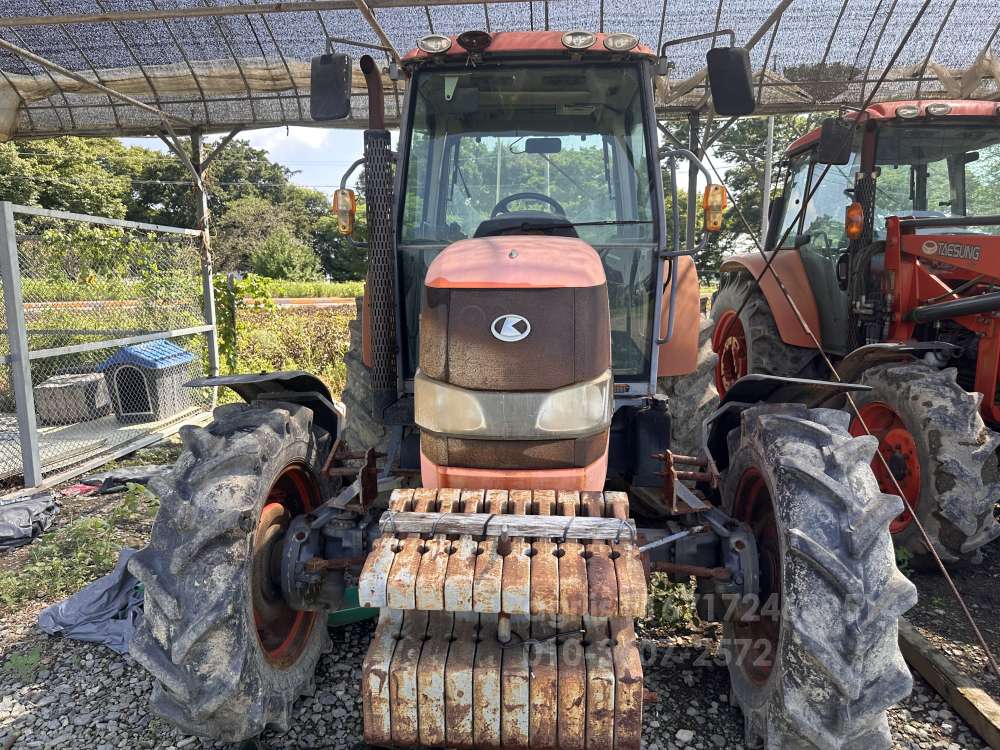 Kubota Tractor MZ953 (95hp) 앞좌측면