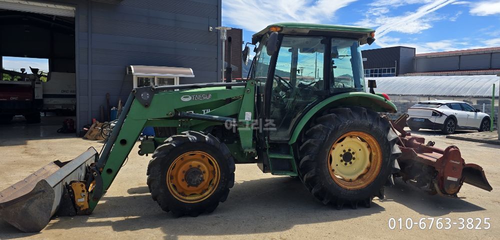 JohnDeere Tractor 5325 (66hp) 뒤우측면