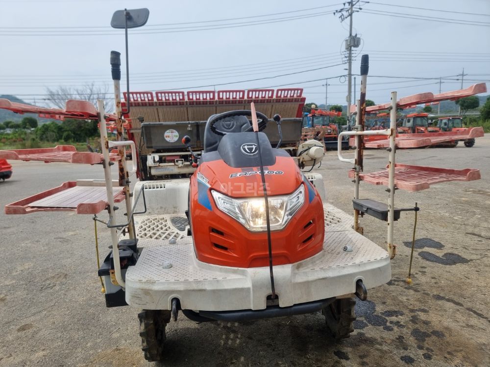 Daedong Rice transplanter ERP60DZF (6Rows) 뒤우측면