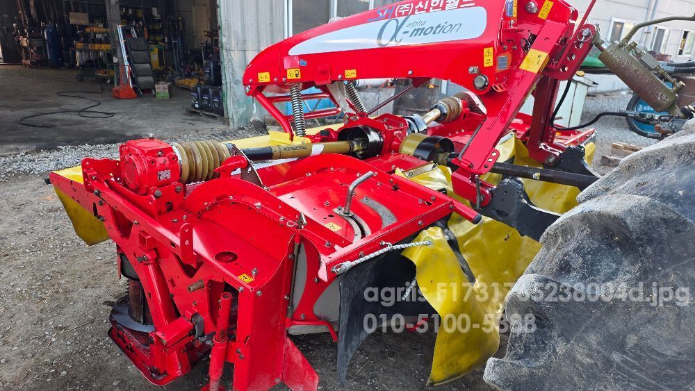 신한월드 모아컨디셔너 NOVACAT 301 뒤우측면