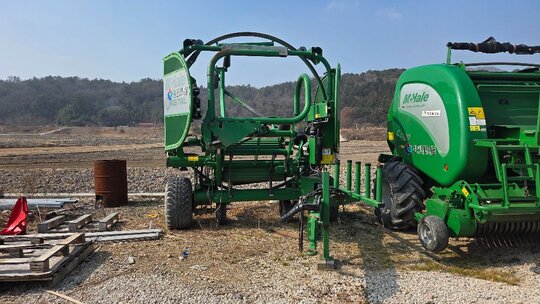 원인터내셔널 래핑기 ORBITAL 앞좌측면