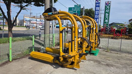  Bale Wrapper S300  앞좌측면