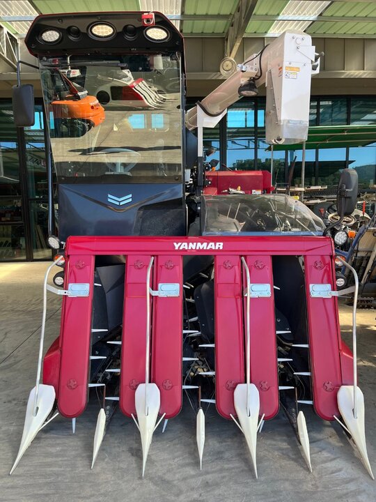 Yanmar Combine Harvester YH6140 (6Rows) 앞좌측면