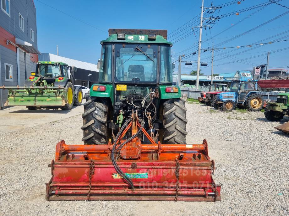 JohnDeere Tractor 5520 (85hp) 뒤우측면