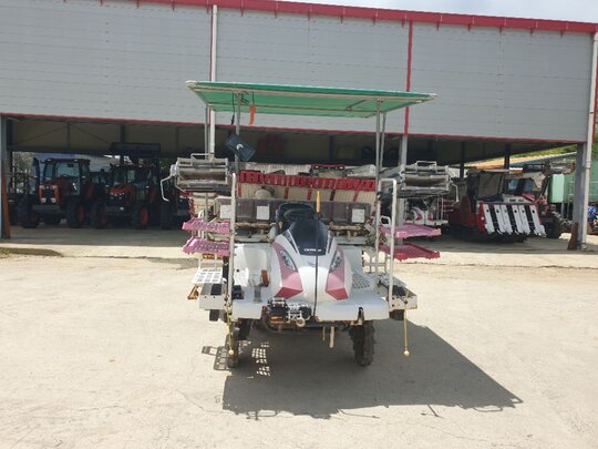 Yanmar Rice transplanter YR8DZ (8Rows) 앞좌측면