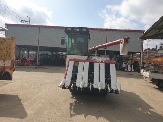 TYM Combine Harvester CX1056 (6Rows) 앞좌측면