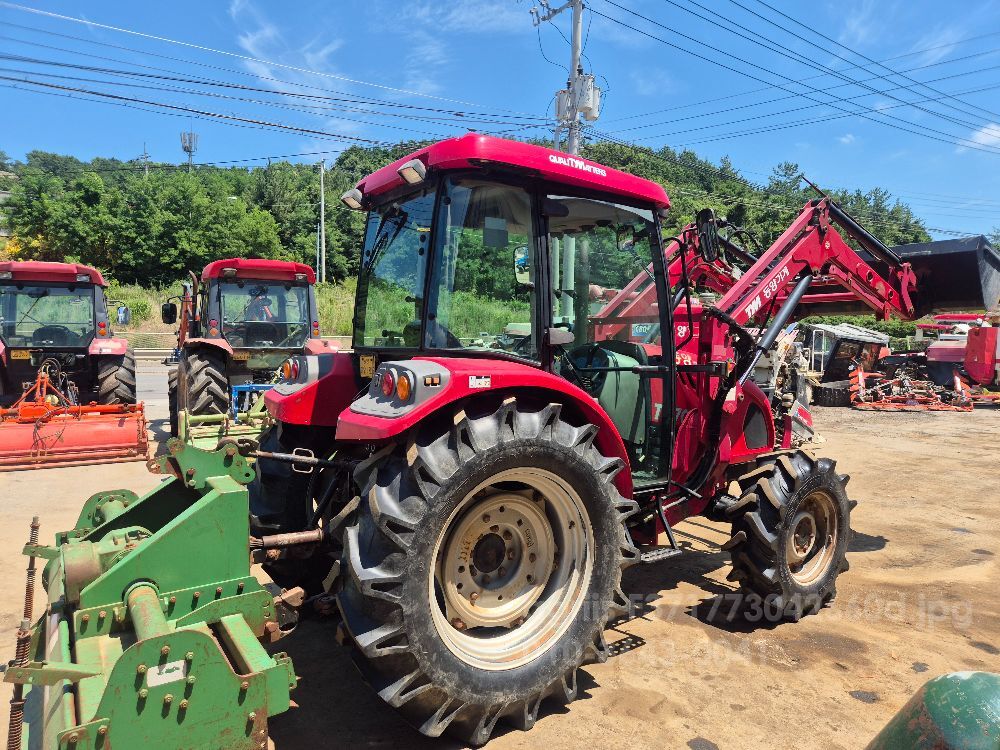 TYM 트랙터 TX703 (74마력) 뒤우측면