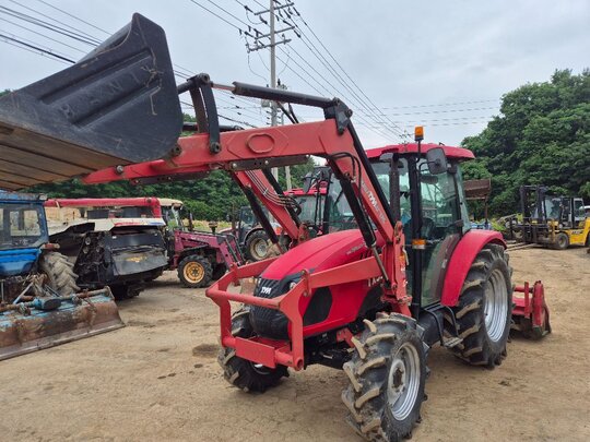 TYM 트랙터 TX553 (56마력) 앞좌측면
