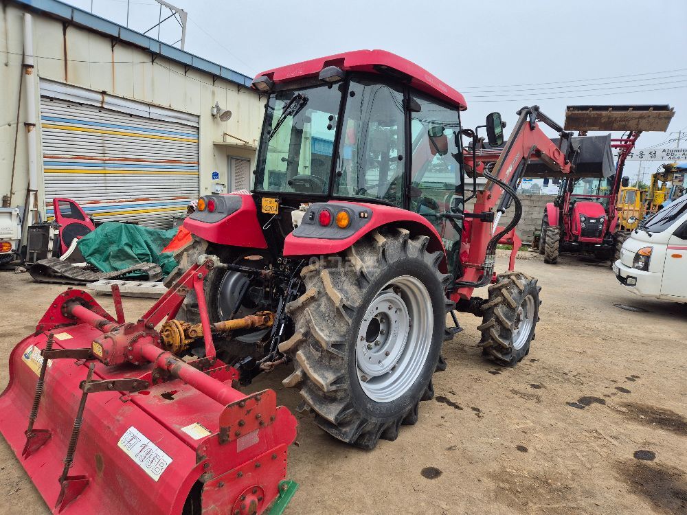 TYM 트랙터 TX553 (56마력) 뒤우측면