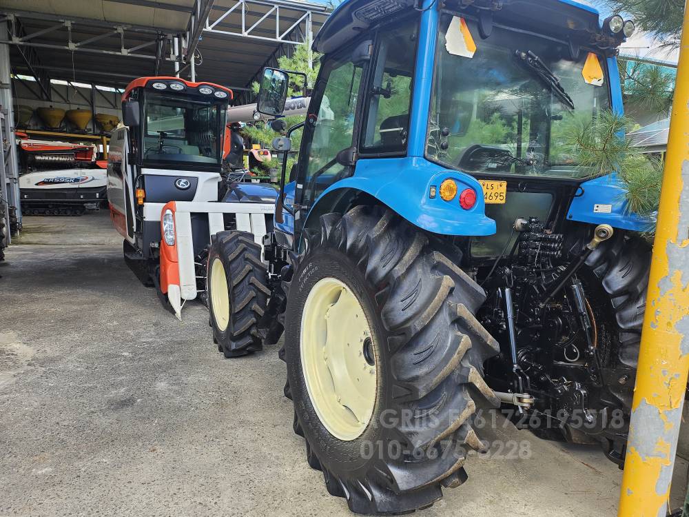 LS Tractor P7185 (88hp) 뒤우측면