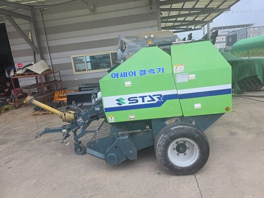 스타 원형베일러 TCR2220AN 앞좌측면