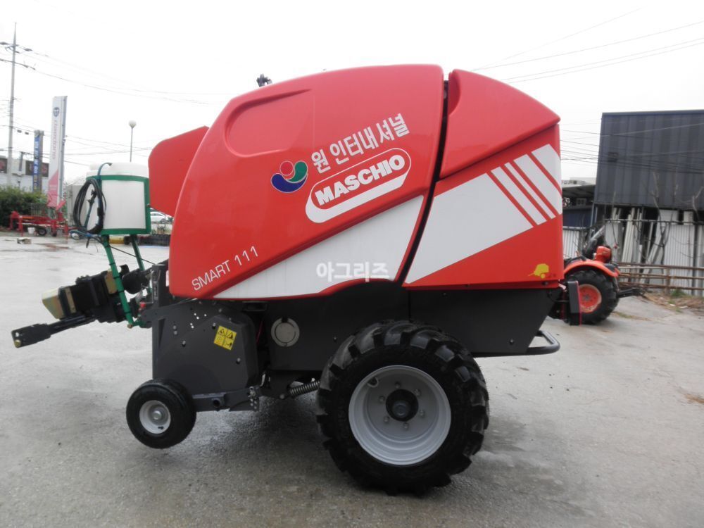  Round Baler SMART111  뒤우측면