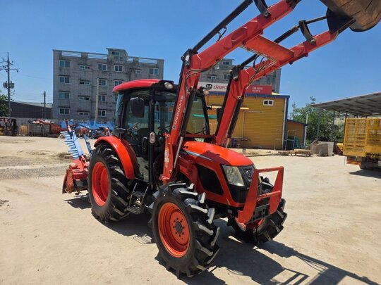 대동 트랙터 RX700VC (70마력) 앞좌측면