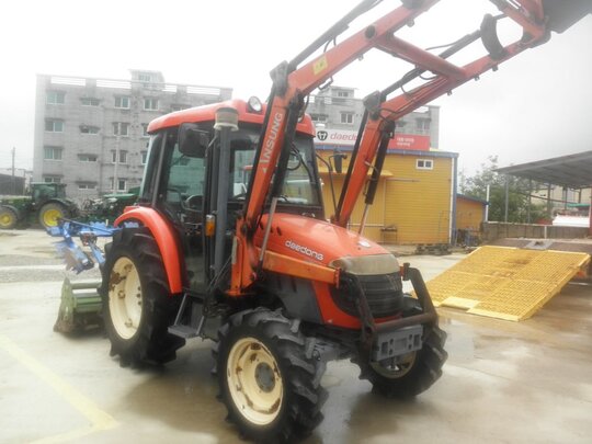 Daedong Tractor D500 (50hp) 앞좌측면