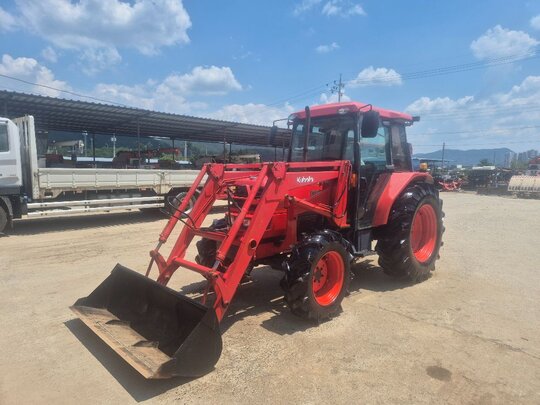 구보다 트랙터 GM73 (73마력) 앞좌측면
