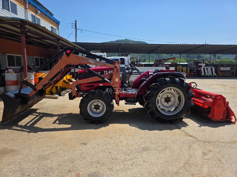 TYM Tractor TL493 (49hp) 뒤우측면