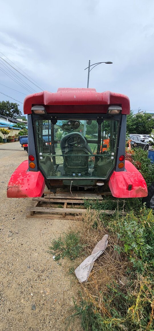 TYM Tractor T720S (72hp)