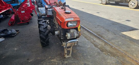 대동 경운기 DT100 (10마력) 앞좌측면