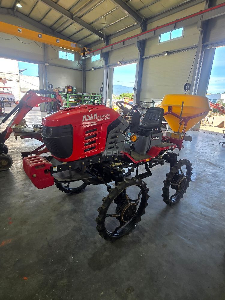 아세아 관리기 CFM-1200H (20마력) 뒤우측면