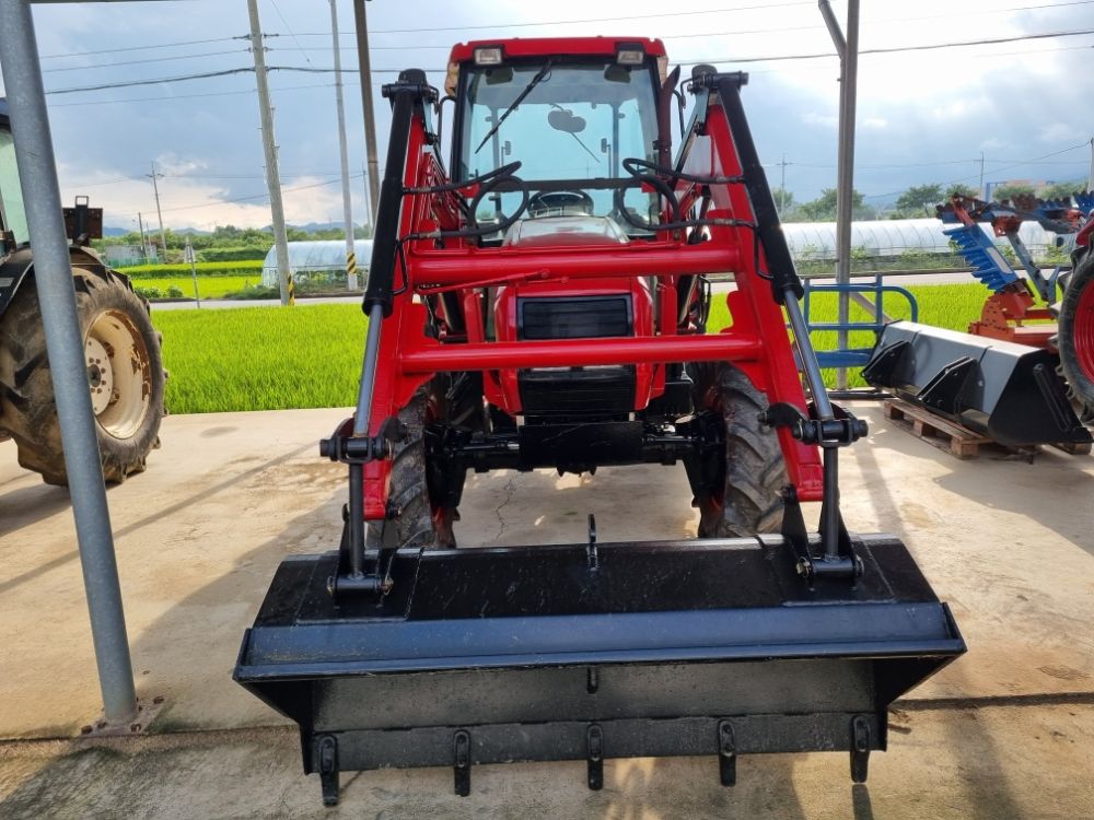 TYM 트랙터 T552 (55마력) 뒤우측면