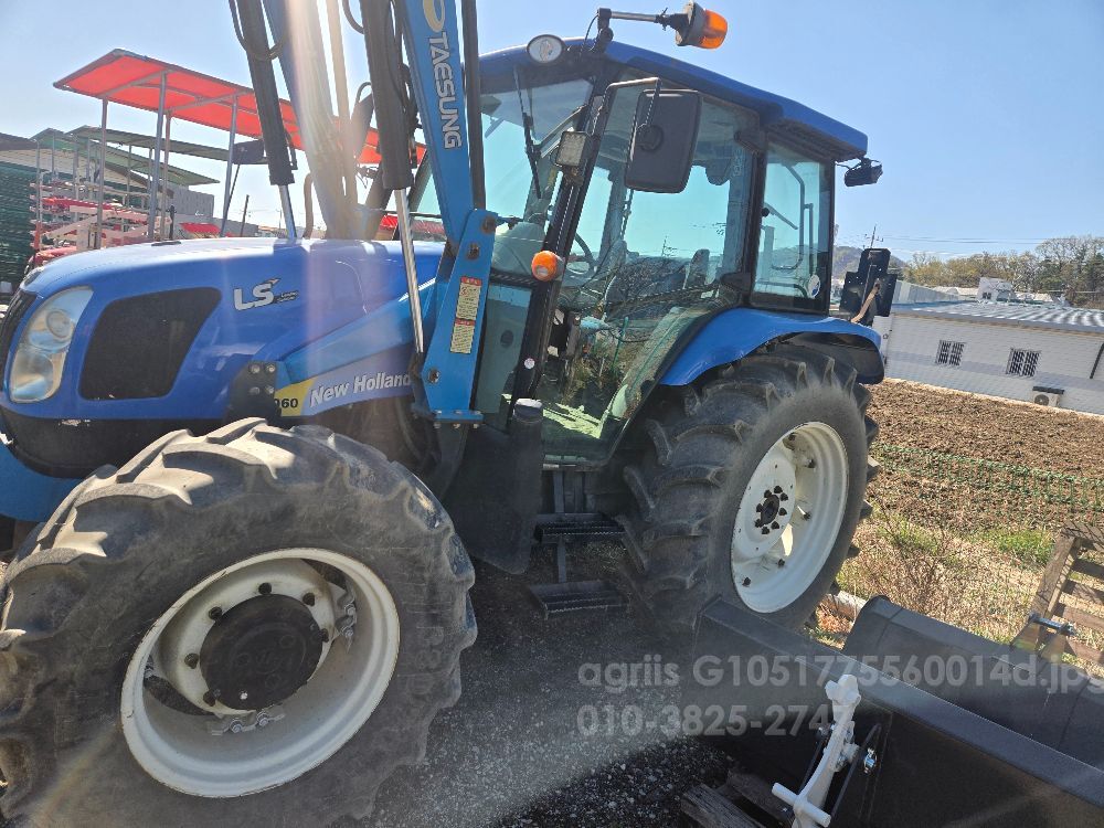 NewHolland Tractor T5060 (105hp) 뒤우측면