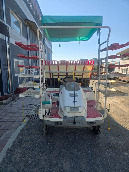 Yanmar Rice transplanter VP6 (6Rows)
