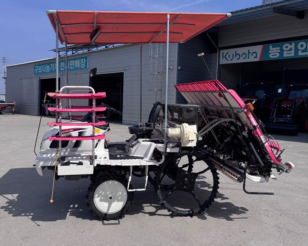 Kukje Rice transplanter RGO-80SD (8Rows) 뒤우측면