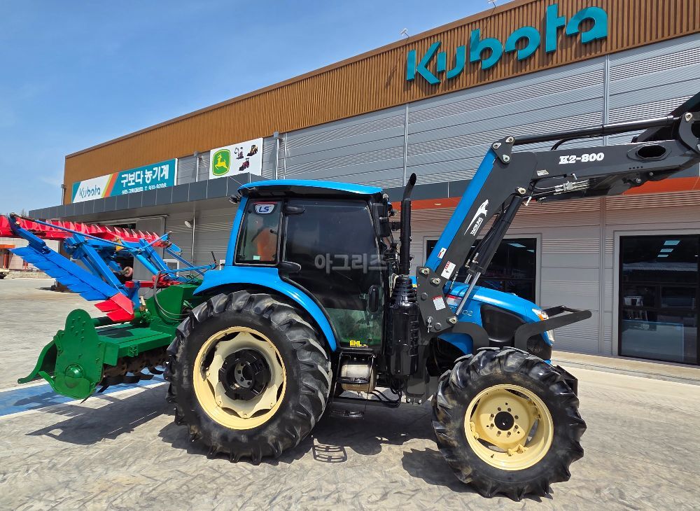 LS 트랙터 XP7102 (102마력) 뒤우측면