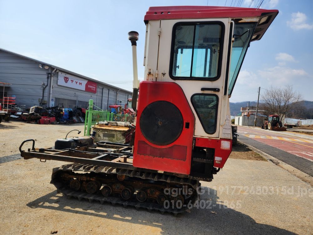 국제 콤바인 DKC865 (5조식) 뒤우측면