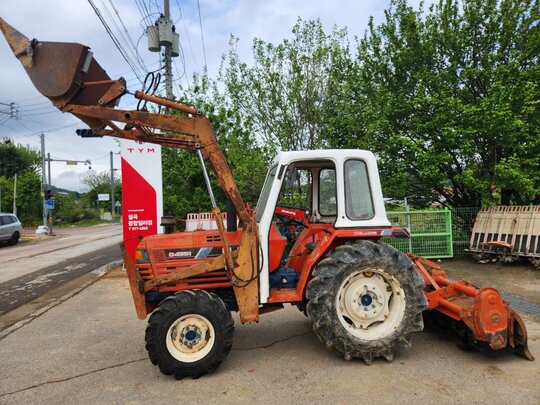 대동 트랙터 D4351 (43마력) 앞좌측면