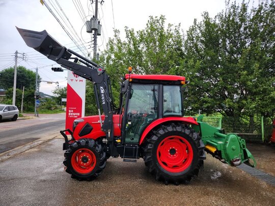 Kukje Tractor A6500 (62hp) 앞좌측면