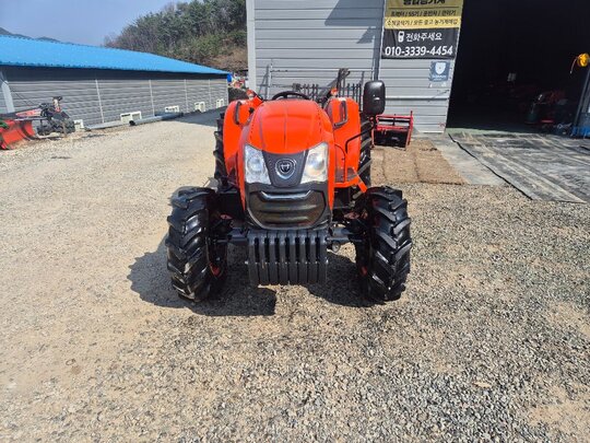 대동 트랙터 DK550 (55마력) 앞좌측면