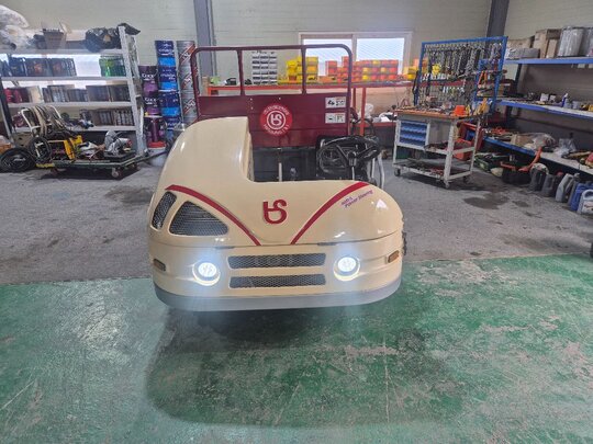 1000w운반차 4WD  앞좌측면