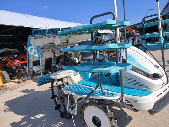 구보다 이앙기 kep67 () 앞좌측면