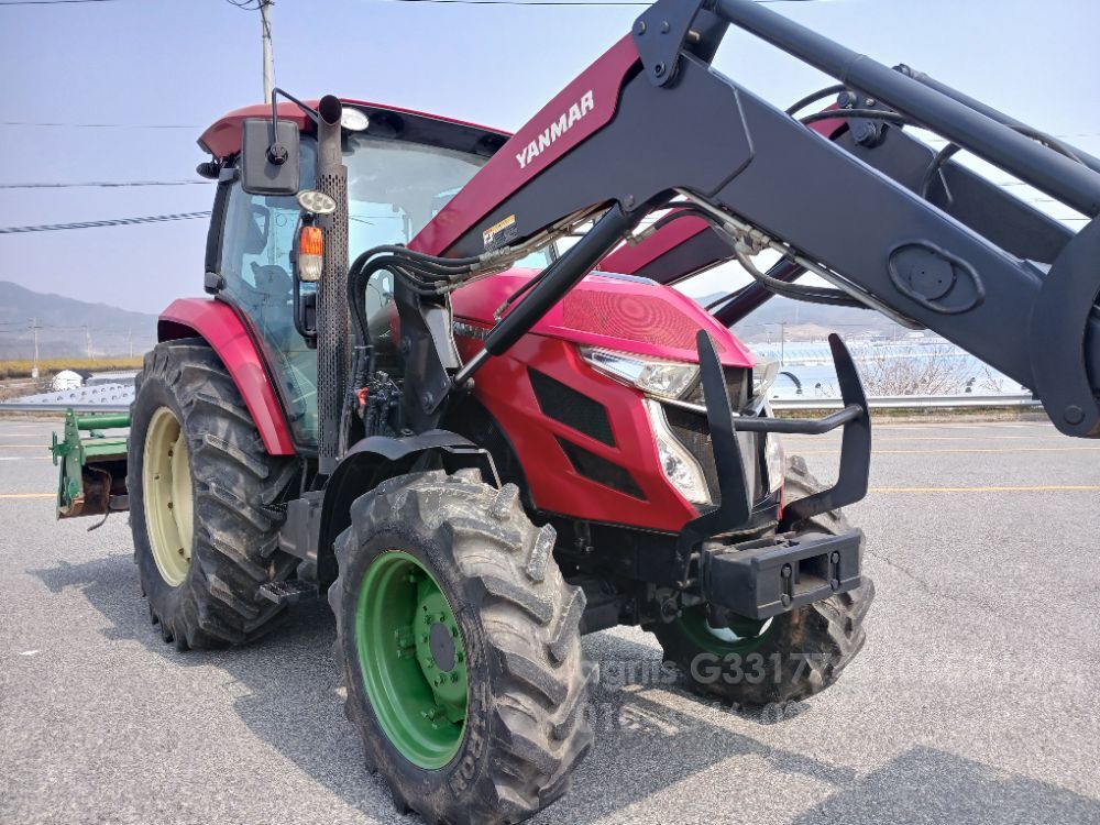 Yanmar Tractor YT490 (90hp) 뒤우측면