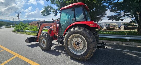 TYM 트랙터 TX903 (92마력) 앞좌측면