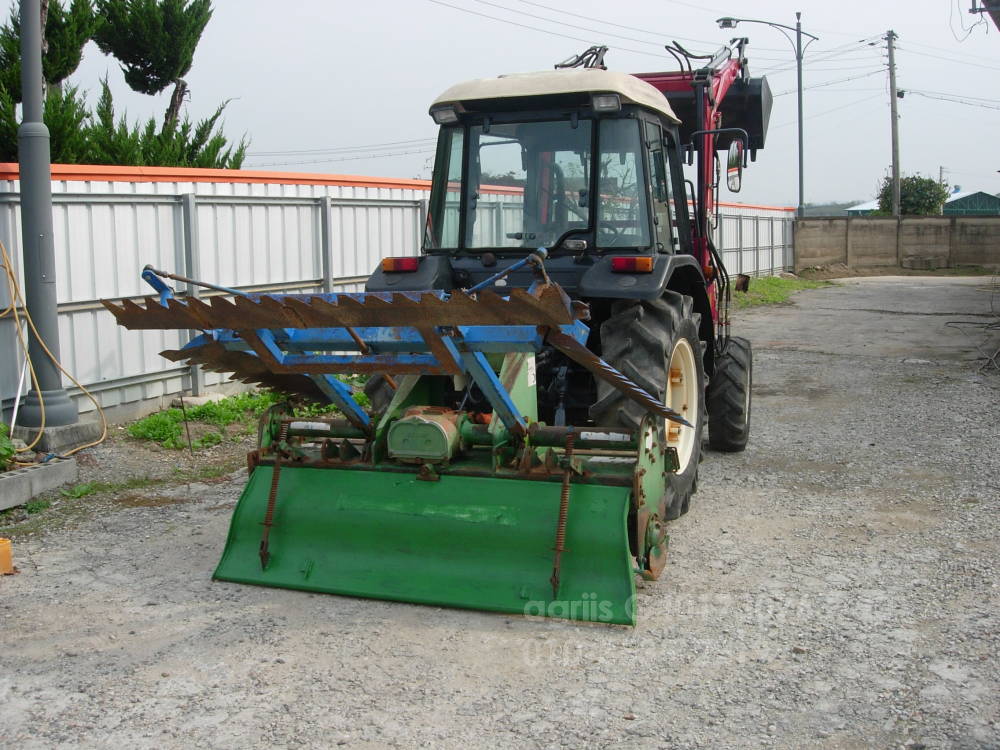 TYM Tractor T431 (43hp) 운전석