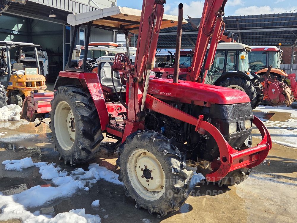 LS Tractor LT47 (47hp) 뒤우측면