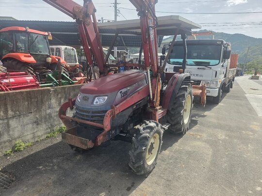 TYM Tractor T350 (35hp) 앞좌측면