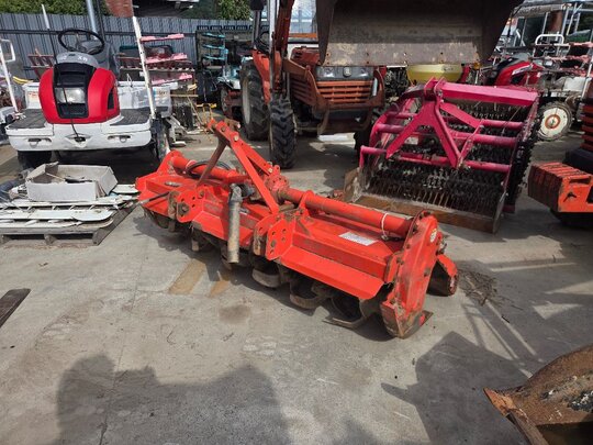  로터리 HC180  앞좌측면