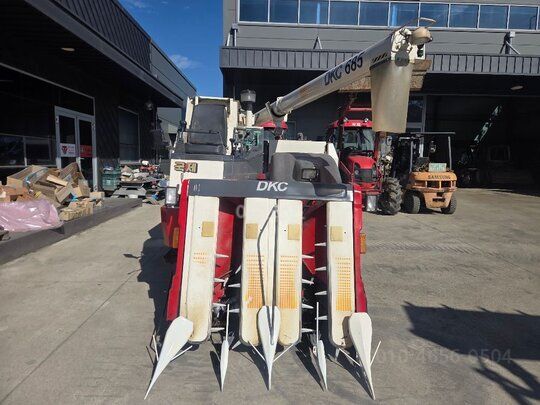 Kukje Combine Harvester DKC685 (4Rows) 앞좌측면