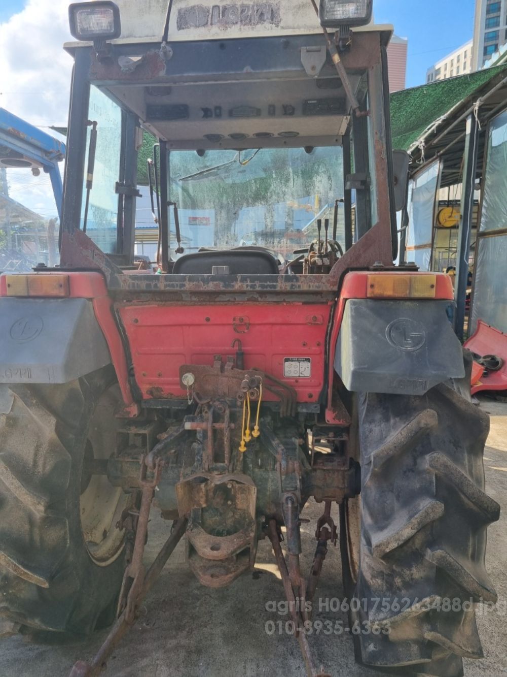 LS 트랙터 LT530D (51마력) 뒤우측면